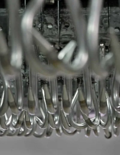 περιμένοντας την παραλαβή προϊόντων